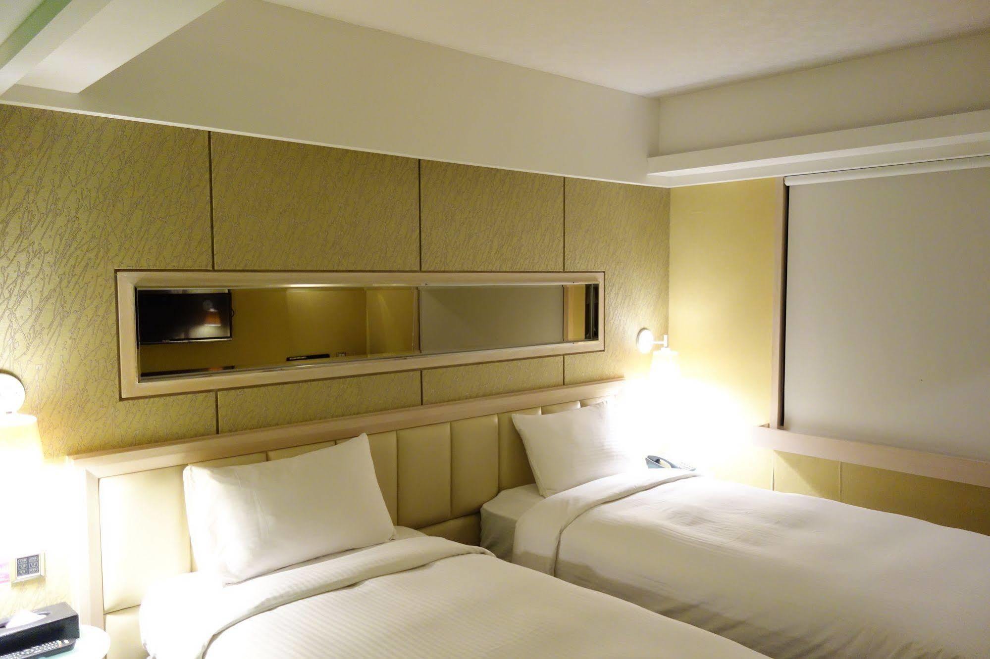 The Cloud Hotel Kaohsiung Bagian luar foto