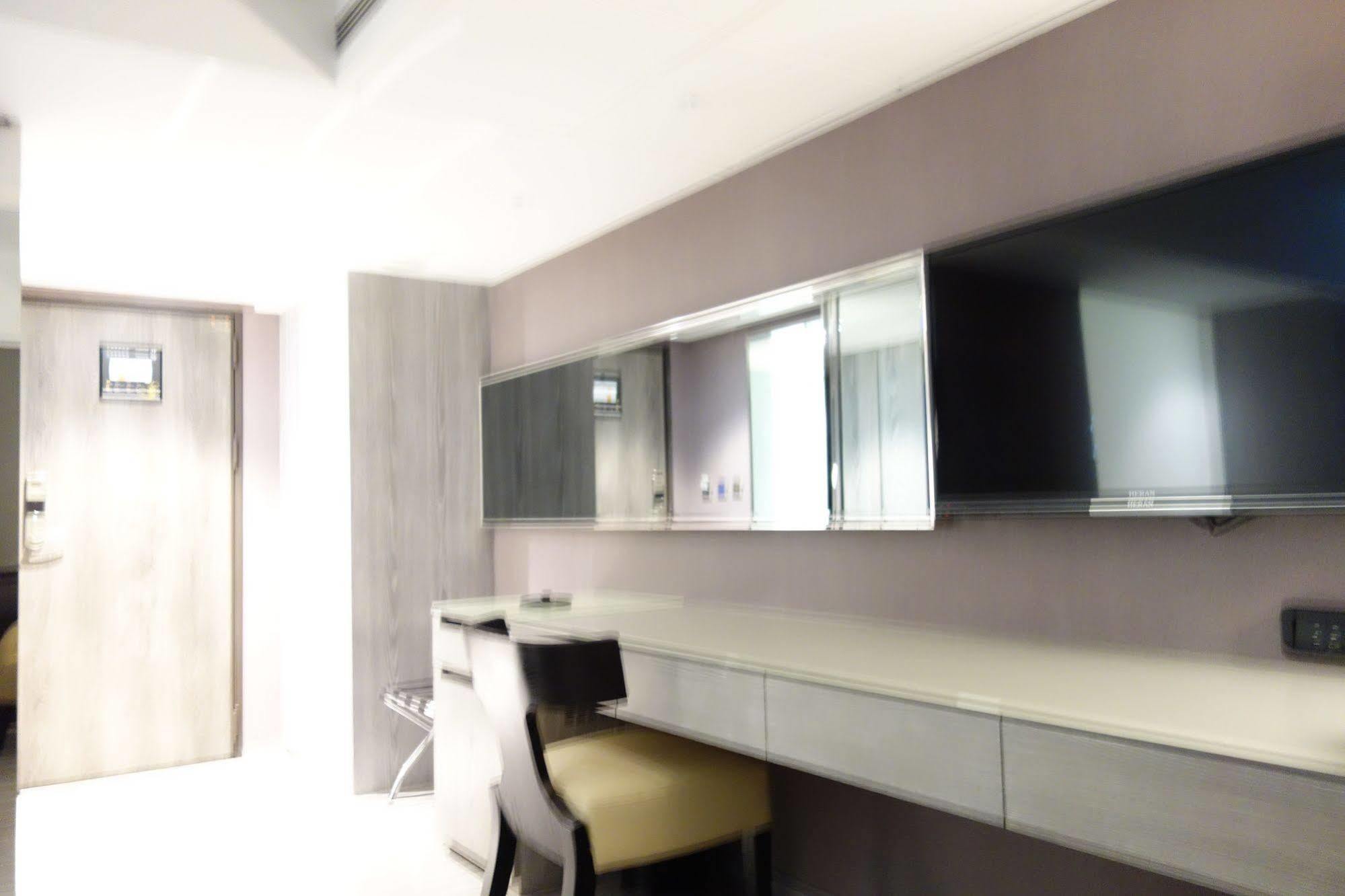 The Cloud Hotel Kaohsiung Bagian luar foto