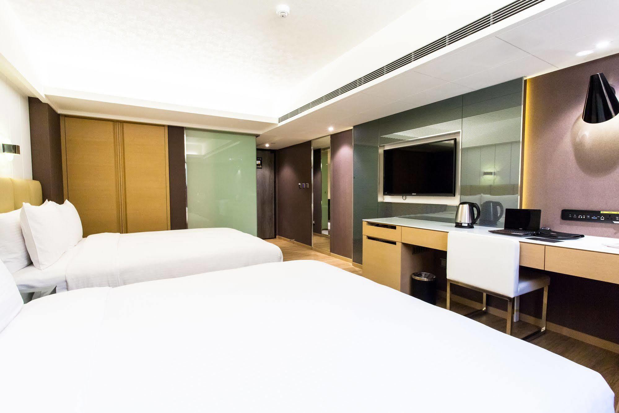 The Cloud Hotel Kaohsiung Bagian luar foto
