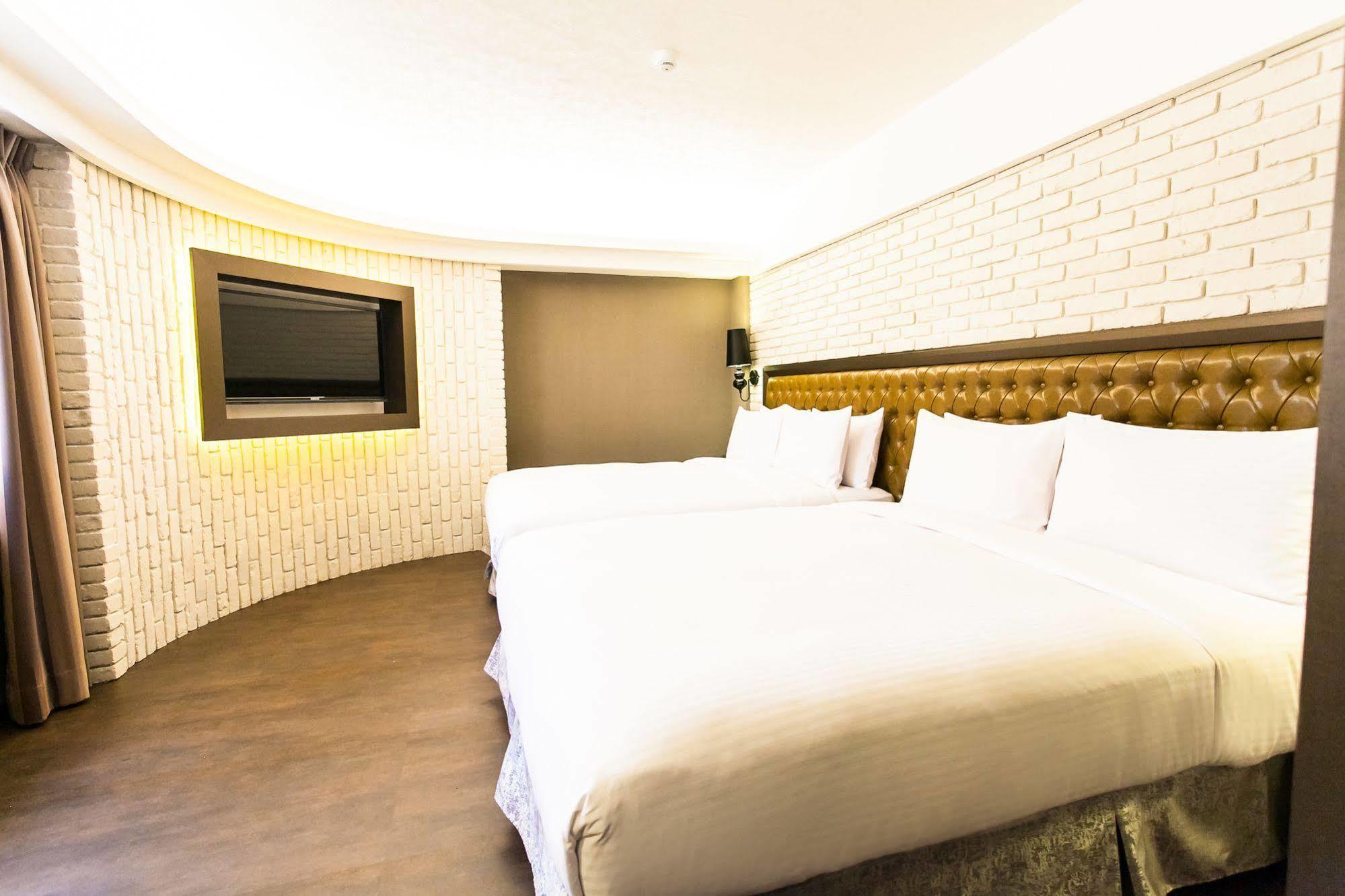 The Cloud Hotel Kaohsiung Bagian luar foto